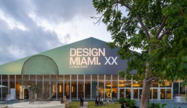 Exhibitors Mix Art, Craft, and Design