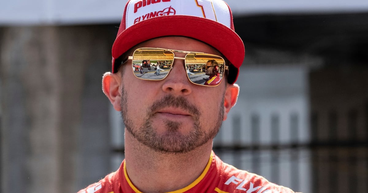 Michael Annett, who made 436 combined starts in NASCAR’s 3 national touring series, dies at 39 - CTV News