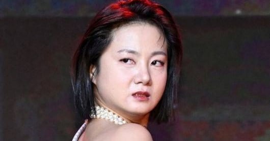 Park Na-rae's 2-Minute No-Apology Statement Criticized - 조선일보