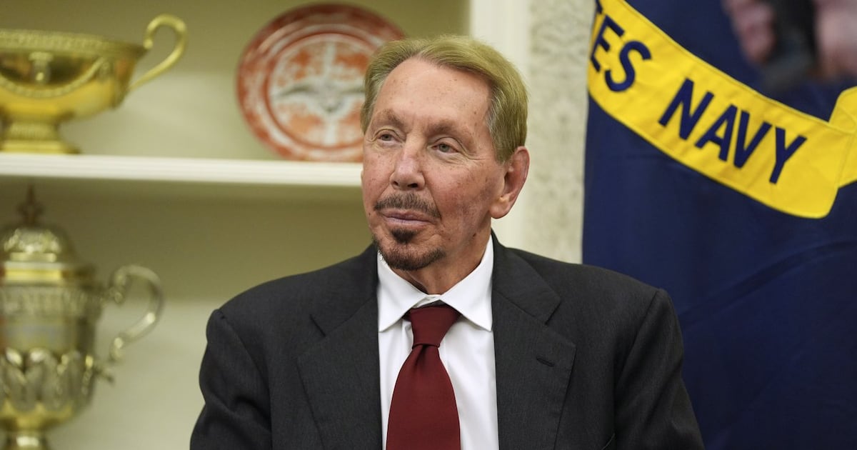 Larry Ellison offers US$40.4 billion guarantee to beef up Paramount’s Warner Bros. bid - CTV News