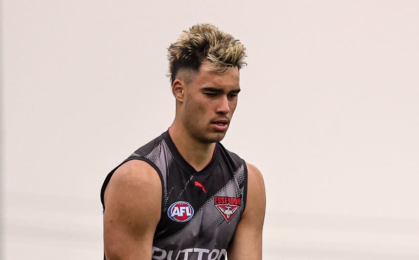 "Black and white" feedback driving untried Essendon youngster - AFL News