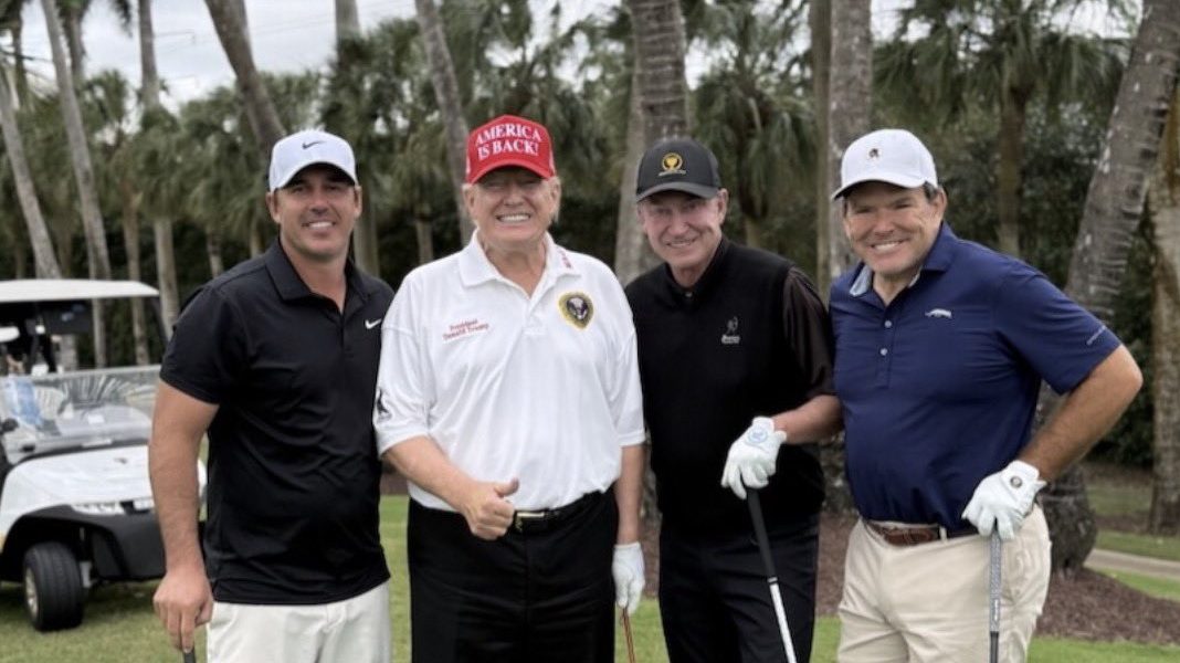 Canadians react after Gretzky photographed golfing with Trump