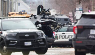 Police in standoff with armed suspect after officer shot in Welland, Ont.