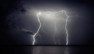 Large hail and heavy rain: Severe thunderstorm warning for Dunedin region - NZ Herald