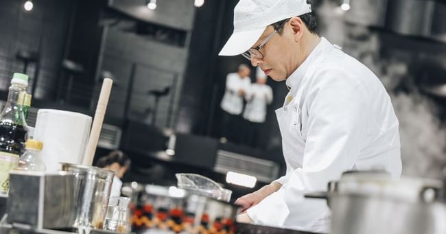 Star Chefs Clash in Culinary Class Wars 2 - 조선일보