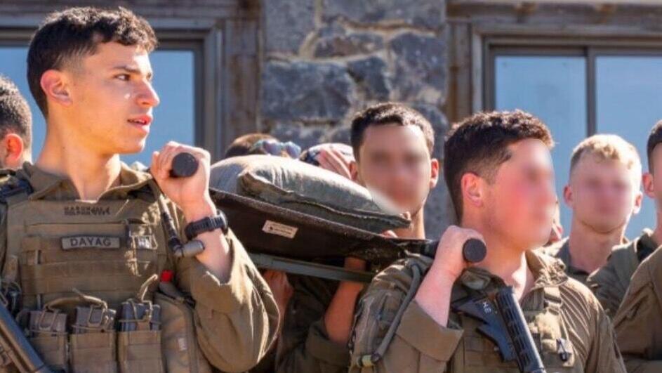 ניב דייג ז"ל עם הצוות שלו מגדוד 890