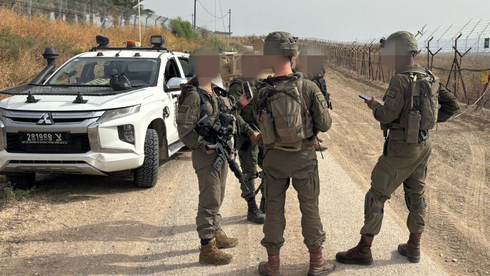 Bedouin gun smugglers attempt to ram IDF soldiers near Dead Sea; suspects shot