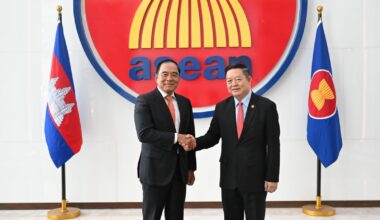 Secretary-General of ASEAN receives the Senior Minister and First Vice President of the Cambodian Mine Action and Victim Assistance Authority