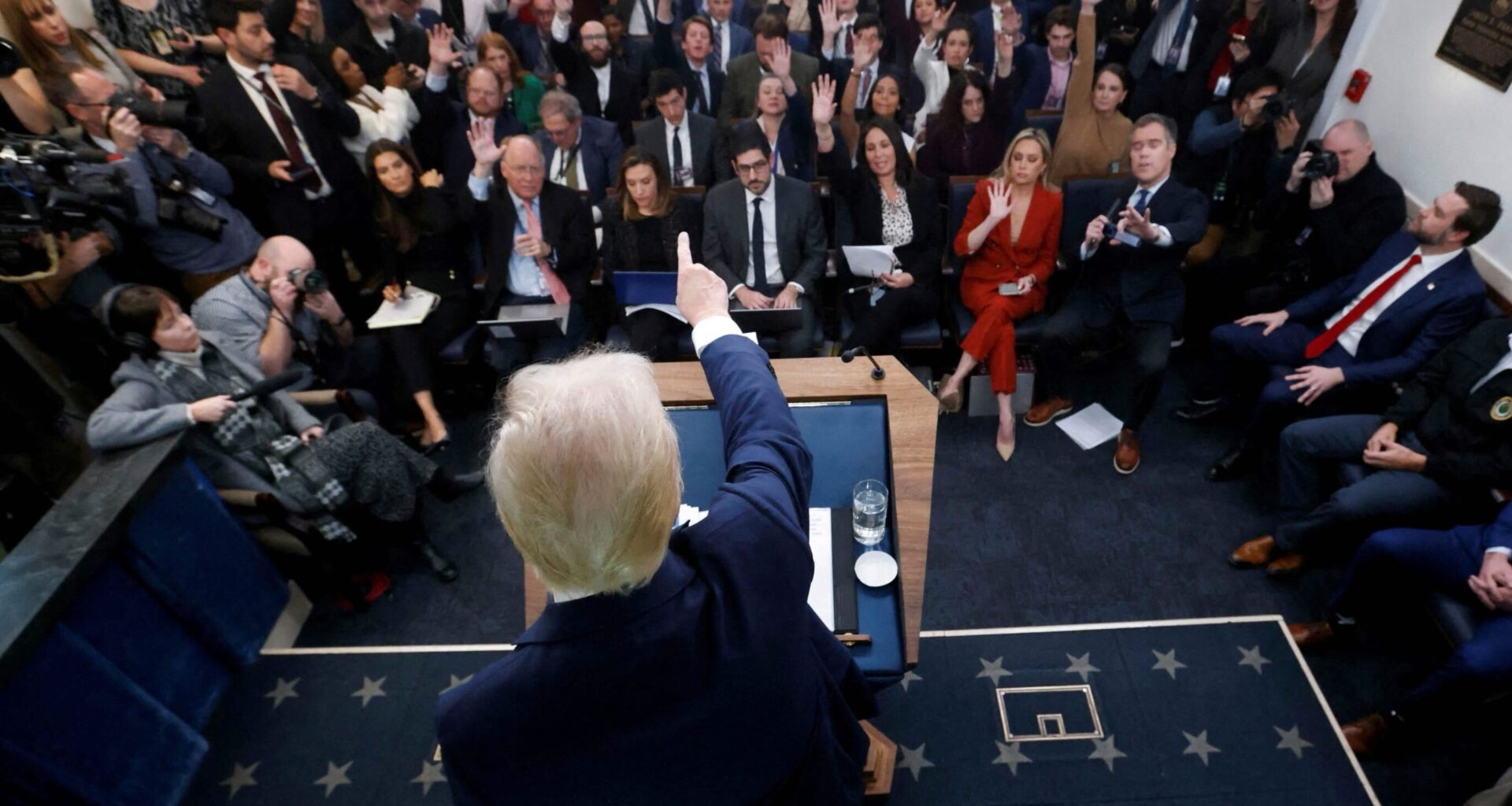 Listener Mailbag: 2025 in Review, With Carla Anne Robbins and Matthias Matthijs