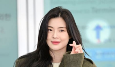 Lee Sun-bin Excited Meeting Idol Jang Nara on Hokkaido Show - 조선일보