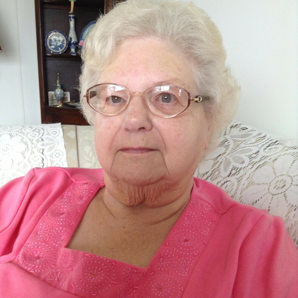 Obituary of Maureen Notley | Eagles Funeral Home