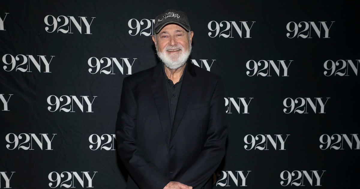 2 people found dead in Rob Reiner's home