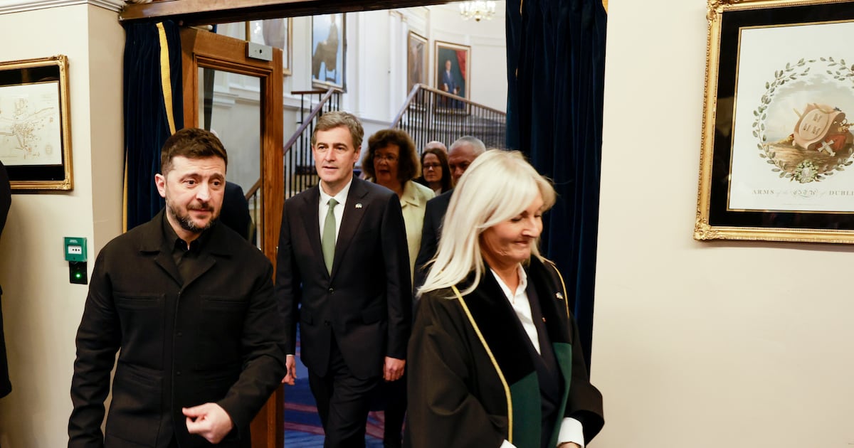 Red-carpet treatment as packed Dáil chamber gathers to hear Zelenskiy – The Irish Times