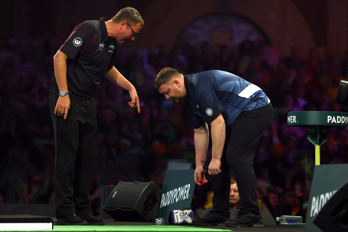 Cameron Menzies smashes table after shock World Darts Championship defeat