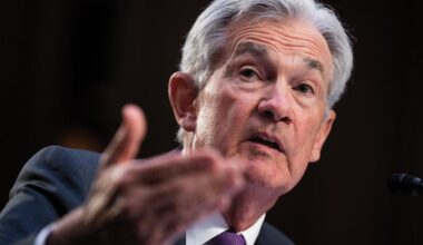 Dow Jones Futures Rise, Techs Pare Losses; Oracle Dives On AI Spending