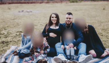 Young mother dies after tree limb falls on her in Chilliwack storm - BC