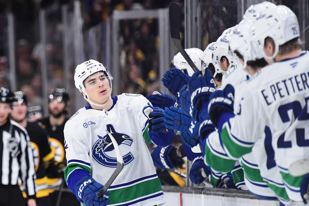 Liam and Linus hand Bruins the L in Canucks’ 5-4 shootout win