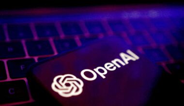 OpenAI Report: Enterprise AI Saves Employees One Hour Daily - 조선일보