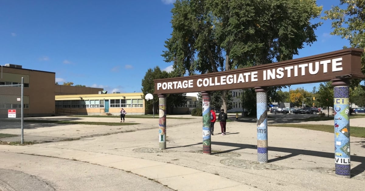 Student assaulted and stabbed in Manitoba school parking lot: police - CTV News