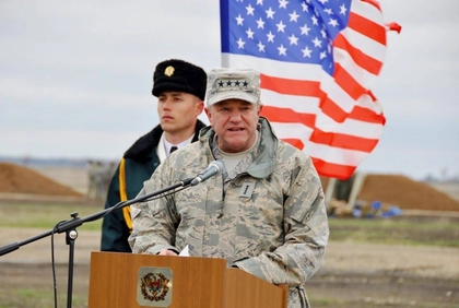 America ‘Cannot Defend Itself Alone’ – Ex-NATO Commander Urges US to Stay Committed to Europe