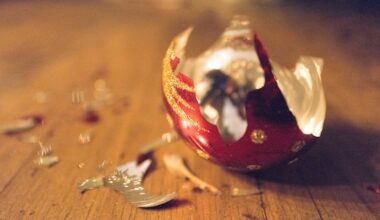 How to navigate difficult conversations and avoid stress this holiday season