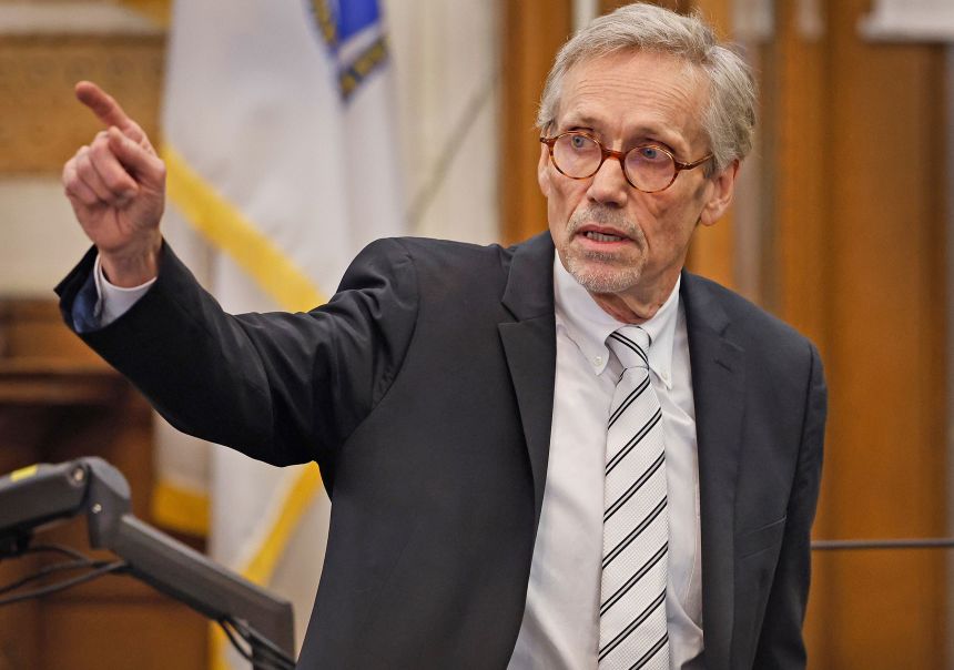 Defense attorney Larry Tipton said his client found his wife dead in their bedroom in his opening statement to the jury.