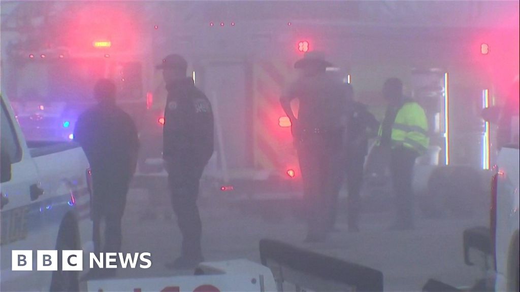 Five dead after plane carrying child burns victim crashes in Texas