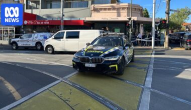 Teenager arrested, police search for second person after fatal Ascot Vale stabbing