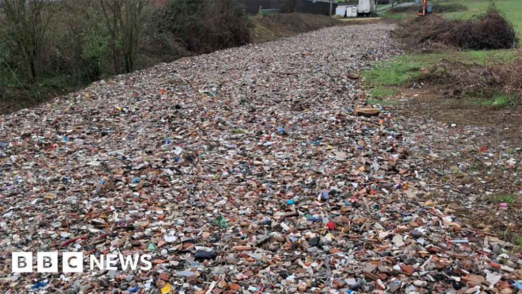 'Anger' as illegal waste dumps appear near Worcestershire homes