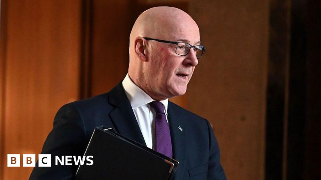 Antisemitism 'cannot be tolerated' says Swinney, after Bondi shooting