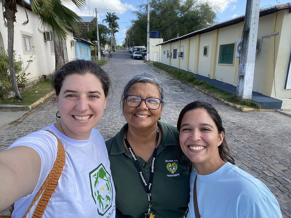 Expanding Global Connections: Professor Gomezgil Yaspik Brings Bowdoin’s AI and Humanities Research to South America