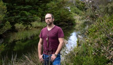 Thousands face jail over "zombie warrants" issued under repealed law