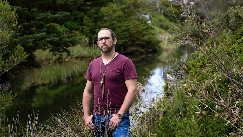 Thousands face jail over "zombie warrants" issued under repealed law