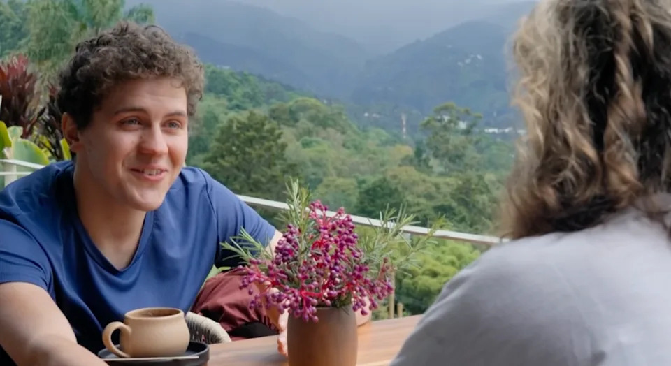 Dylan Llewellyn and mum Jackie on Celebrity Race Across the World. (BBC screenshot)