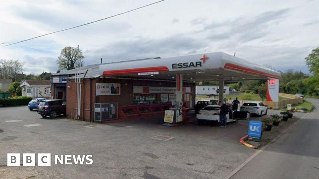 Drivers angry after buying 'contaminated' fuel in Shrewsbury