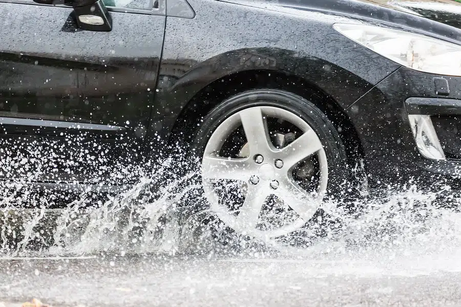 Warning issued over flooded road in Ramelton