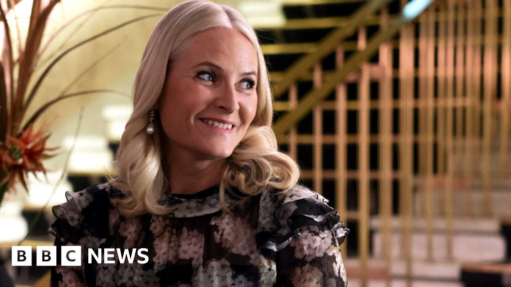 Norway's crown princess likely needs lung transplant, palace says