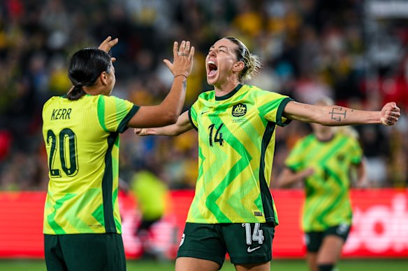 She scores, she screams!