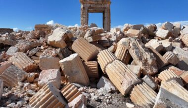 Trump vows revenge after troops in Syria killed in alleged IS ambush