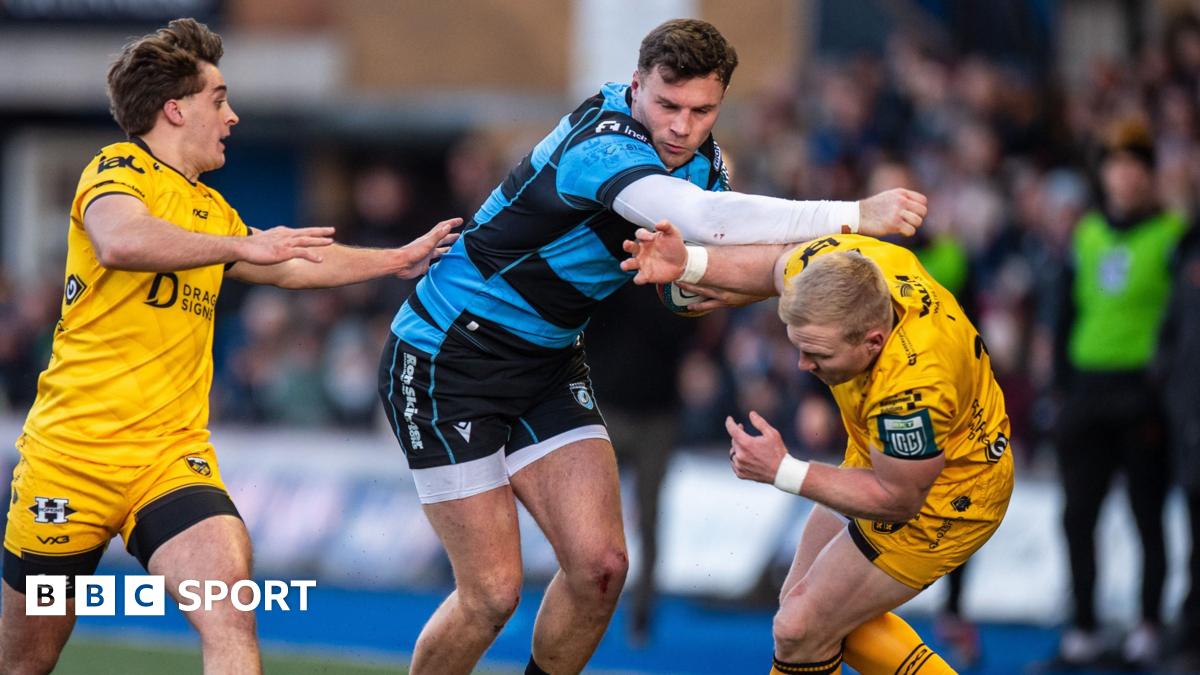 Cardiff wing Mason Grady carries powerfully against Dragons