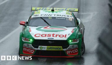 BP sells stake in motor oil arm Castrol in $6bn deal