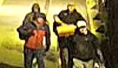UK police hunt suspects after 600 items stolen from museum