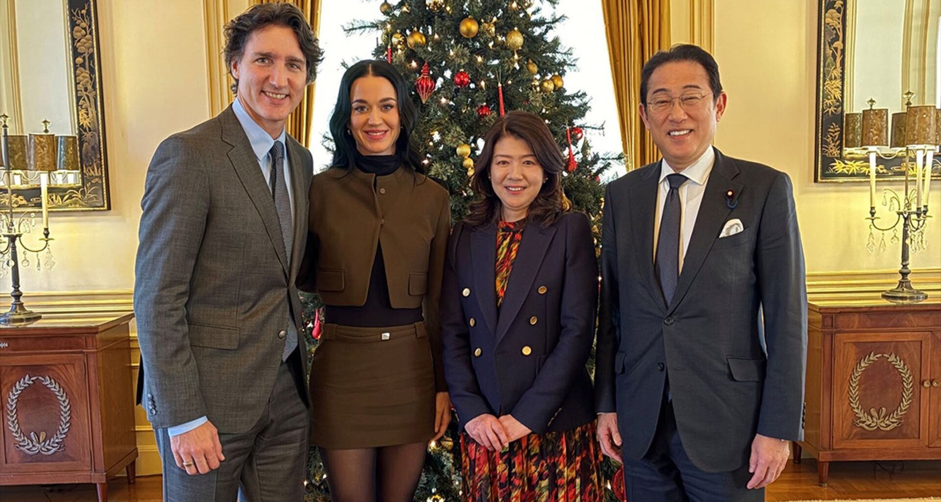 Katy Perry & Justin Trudeau Have Lunch With Japan's Former Prime Minister