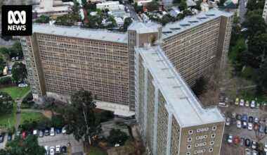 Parliamentary inquiry calls for pause on plan to demolish Melbourne's public housing towers