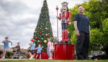 Sandwich shop spends $300,000 on giant decorations