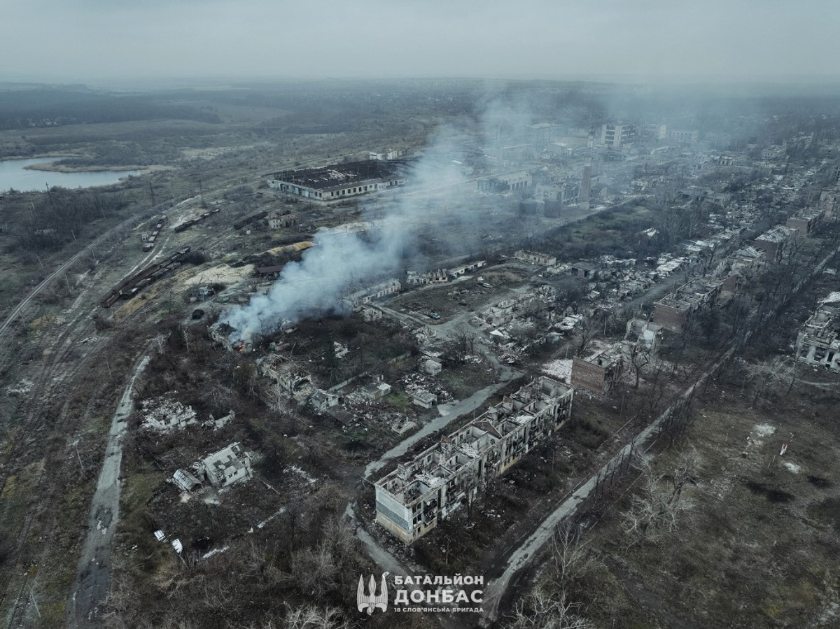 Trump Administration Insisting Ukraine Hand Donbas to Putin – Politico