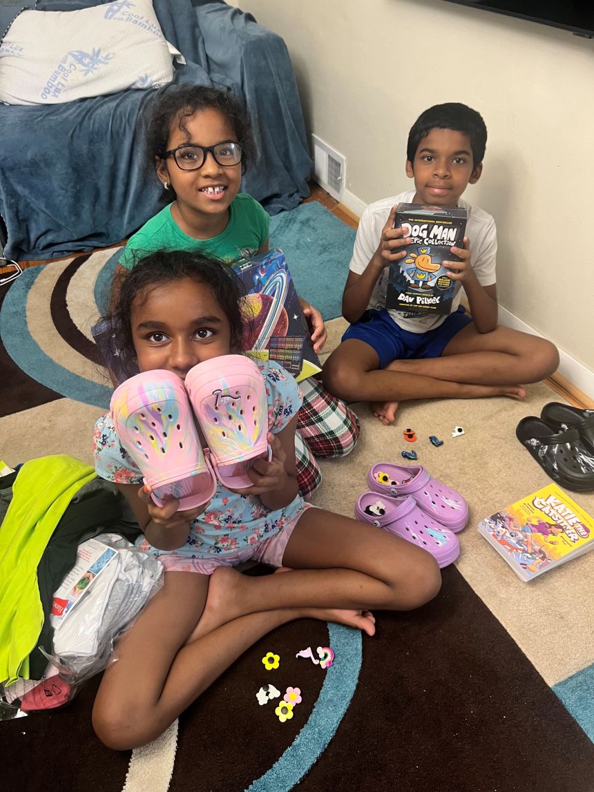 Siblings in New York state received a surprise care package from their sponsor family this summer. The donor was delighted to get thank-you notes and photos of the children enjoying the donations.