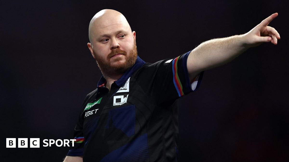 World Darts Championship 2026 LIVE: Justin Hood vs Ryan Meikle - scores, results & updates