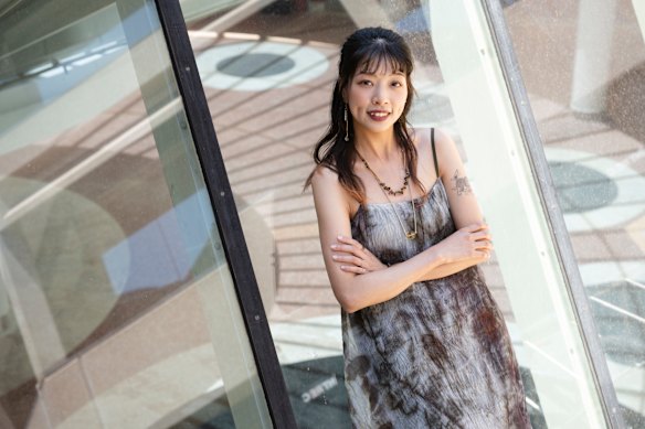 Yanting Zhan moved from Shanghai to Sydney more than 10 years ago and now works in urban research and communications in Sydney. 