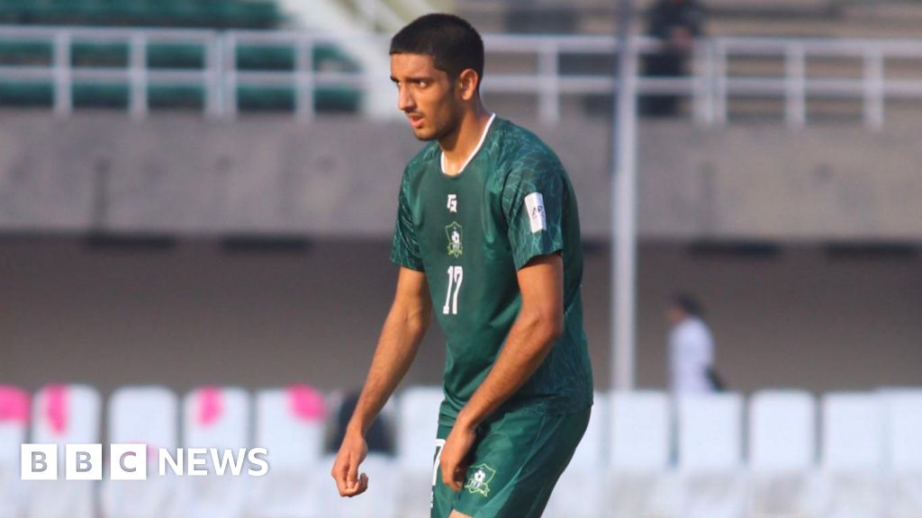 Wrexham FC academy player hopes to be 'Pakistani Haaland'